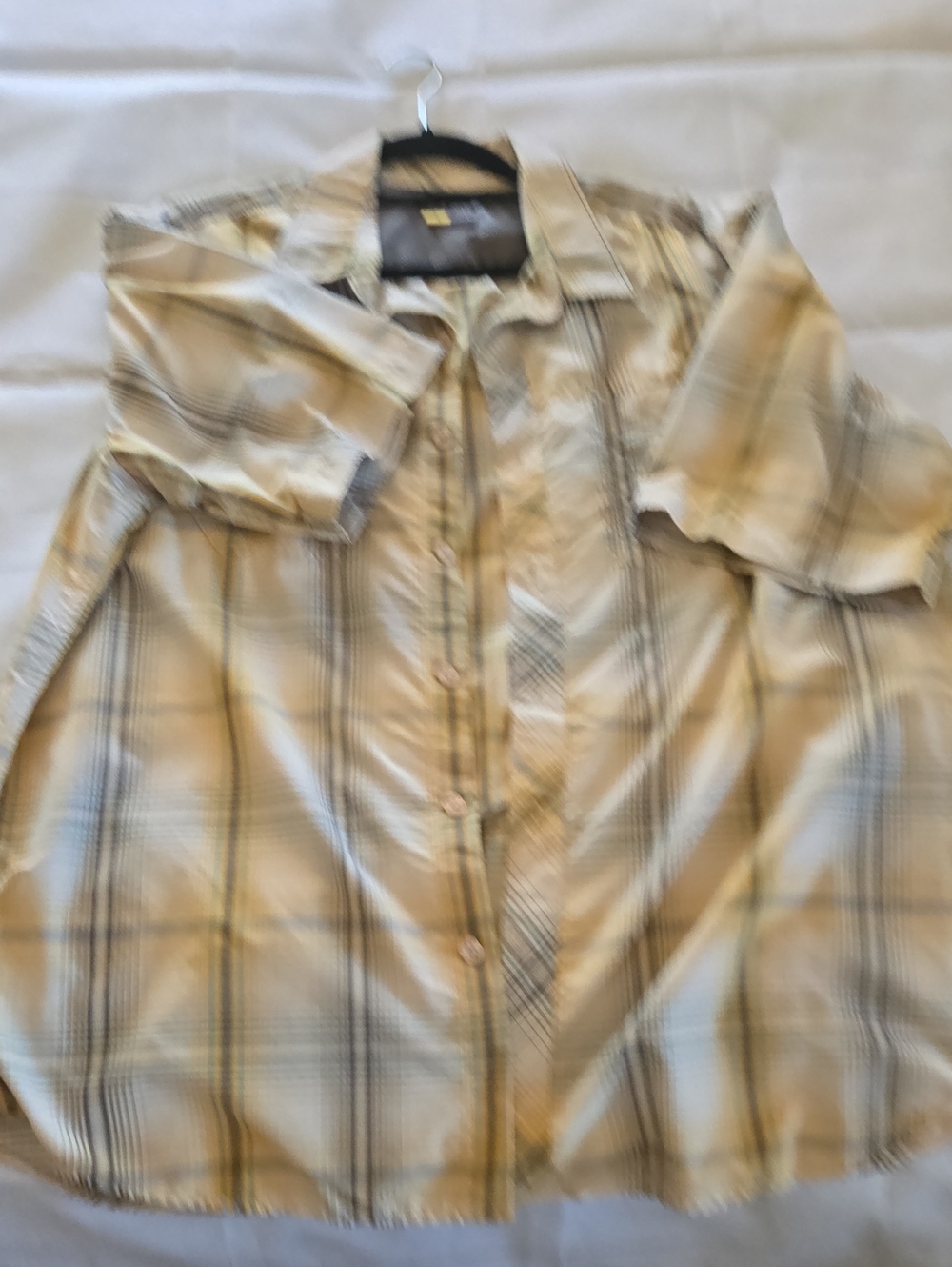 Eddie Bauer Beige Plaid Short-Sleeve Button-Down Shirt
